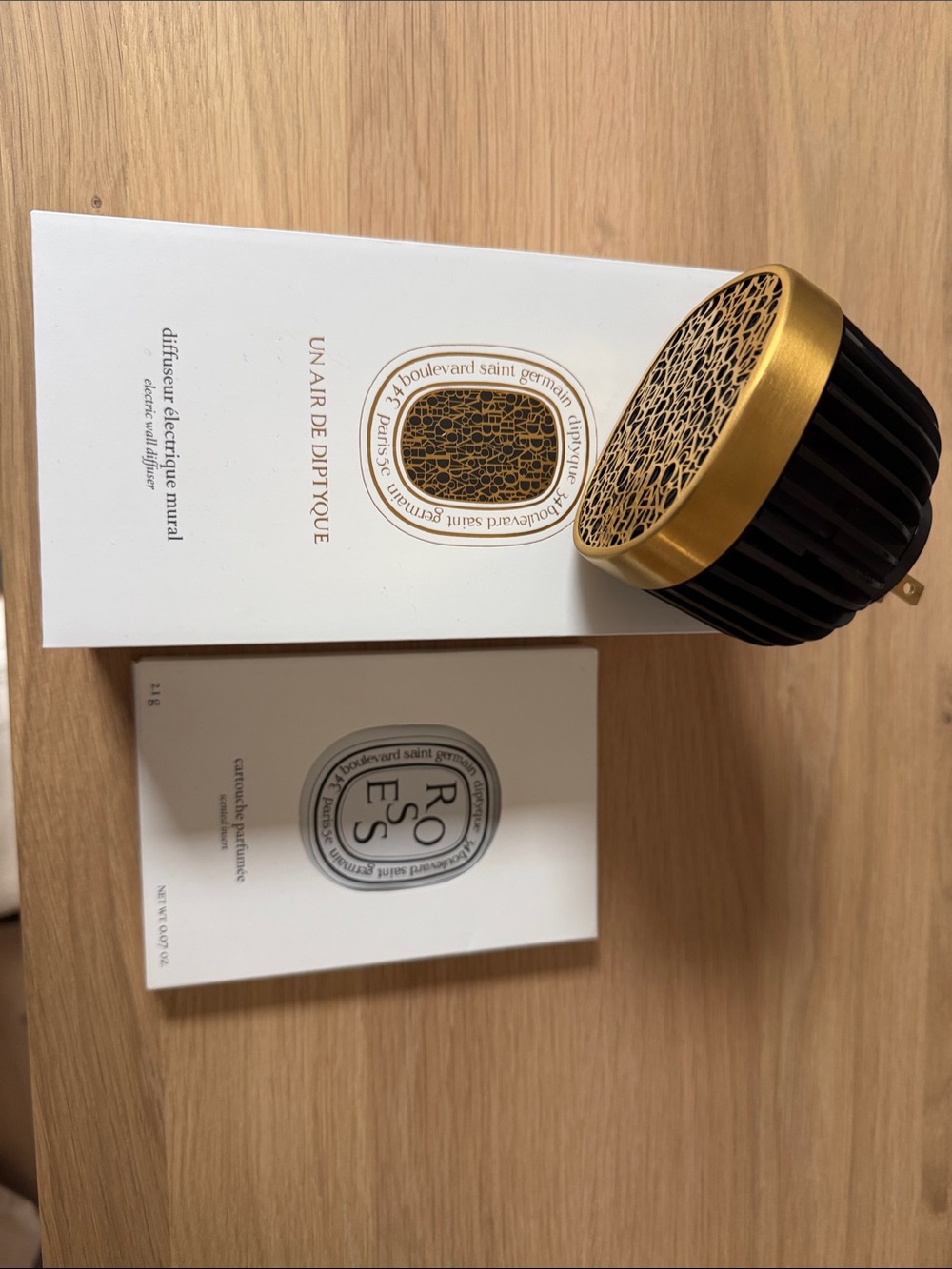 Diptyque Black and Gold Wall Fragrance Diffuser
